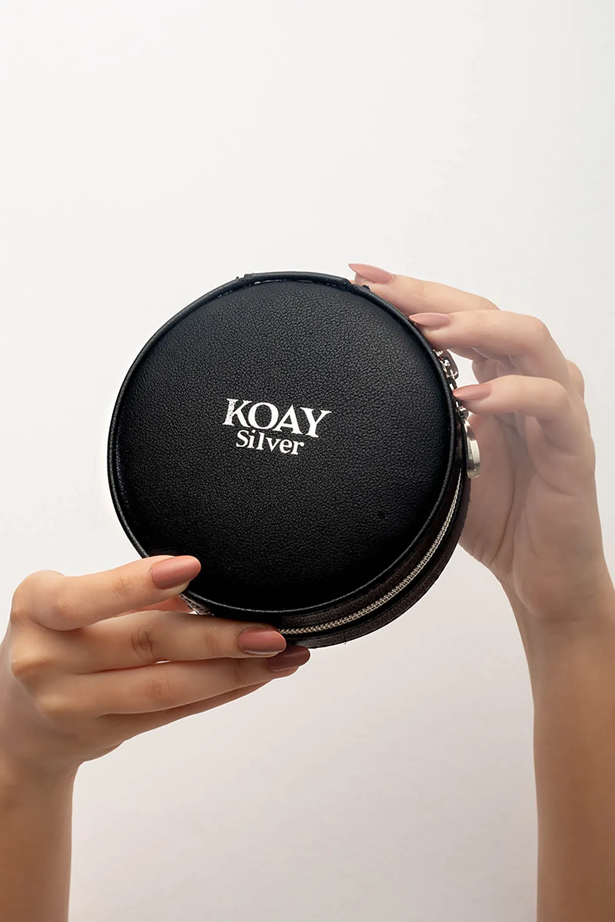 KOAY Circle Black Jewelry Box