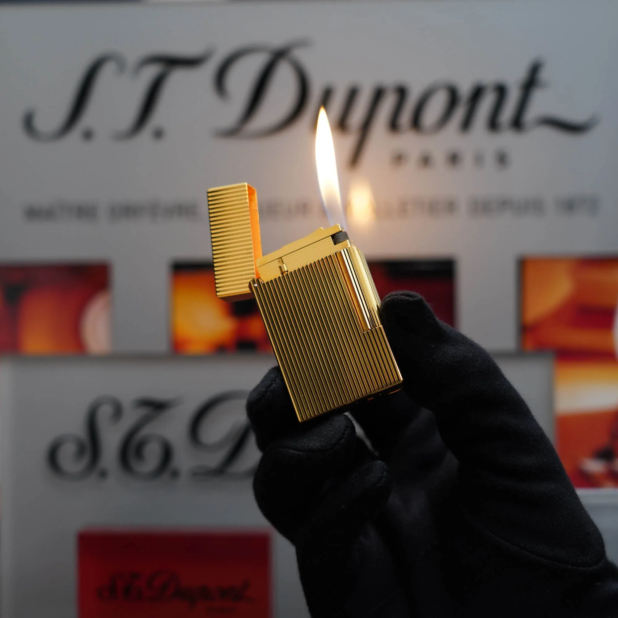 Vintage 1980 St Dupont Montparnasse Heavy 24k Gold Finish ''Vertical Line'' Ligne 2 Lighter